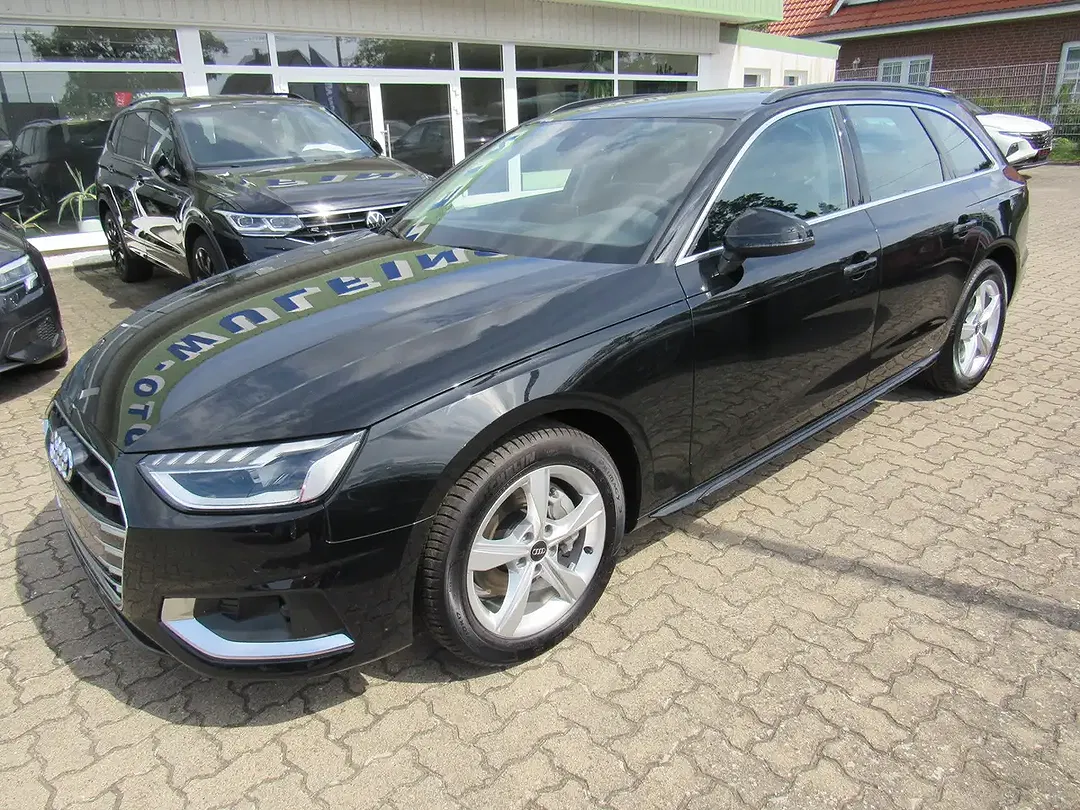 Audi A4 - Thumbnail 2