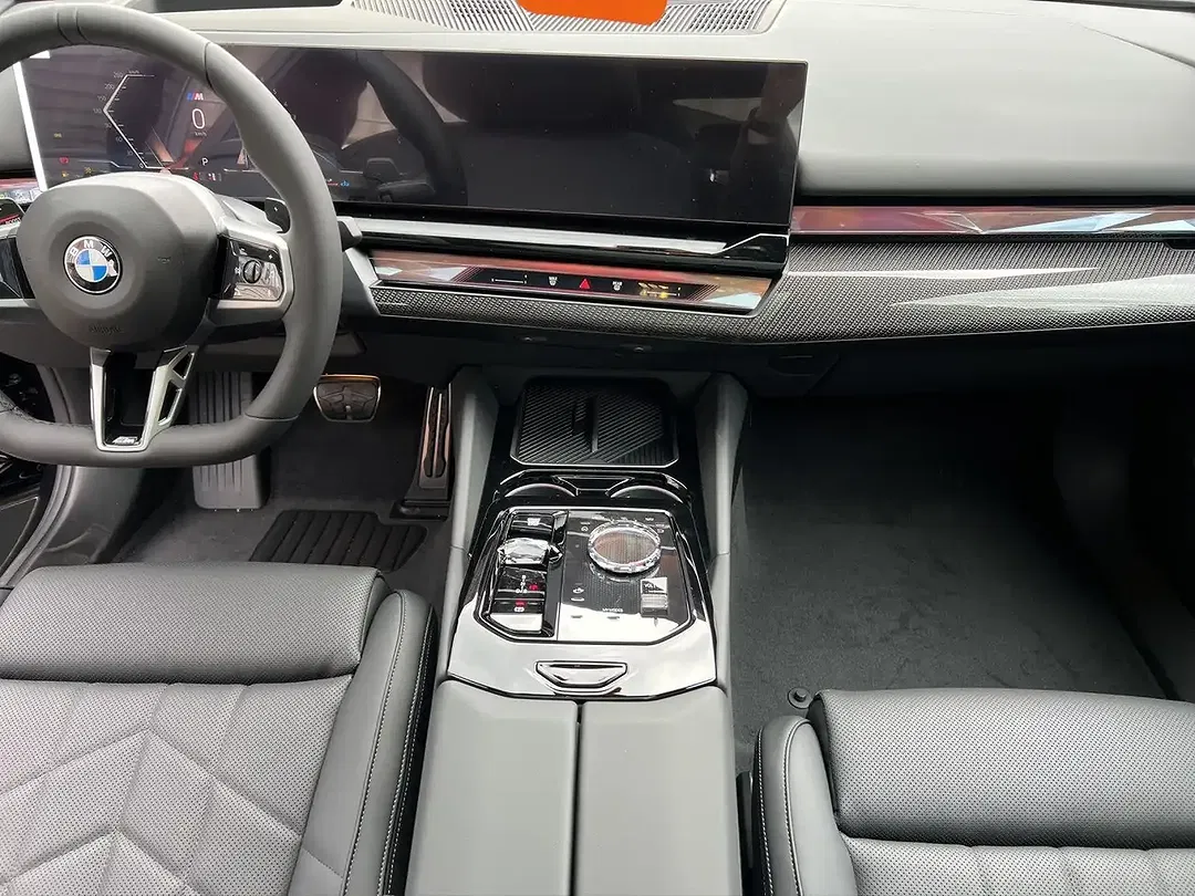 BMW 540 - Thumbnail 11