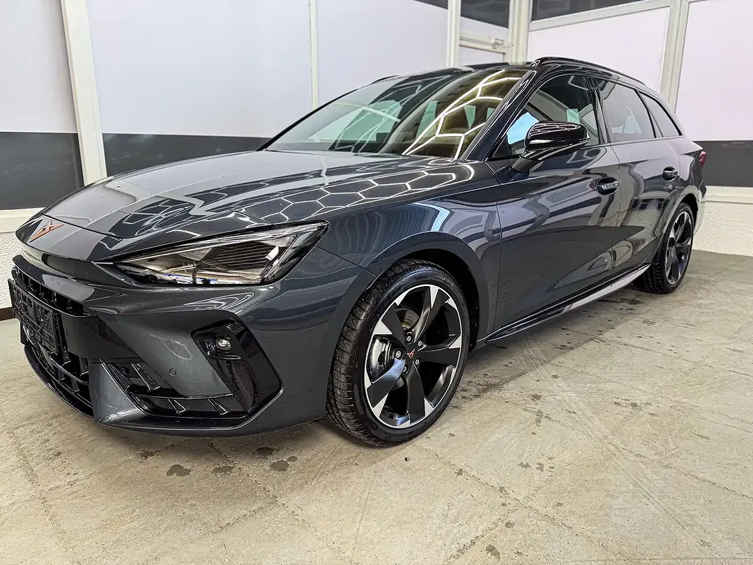 CUPRA Leon - Thumbnail 1