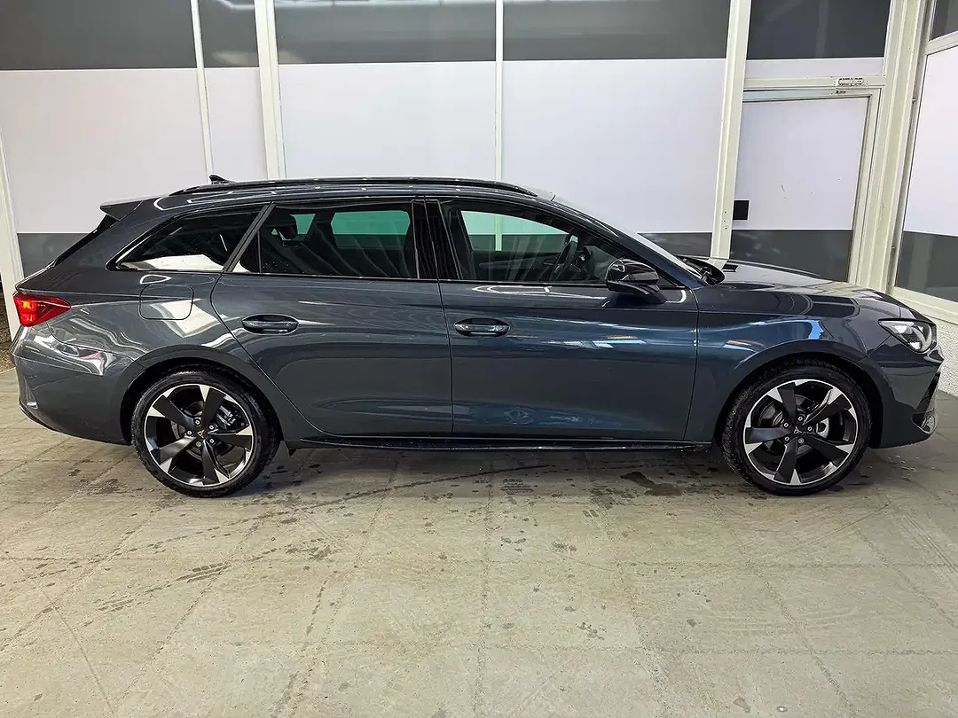 CUPRA Leon - Thumbnail 3