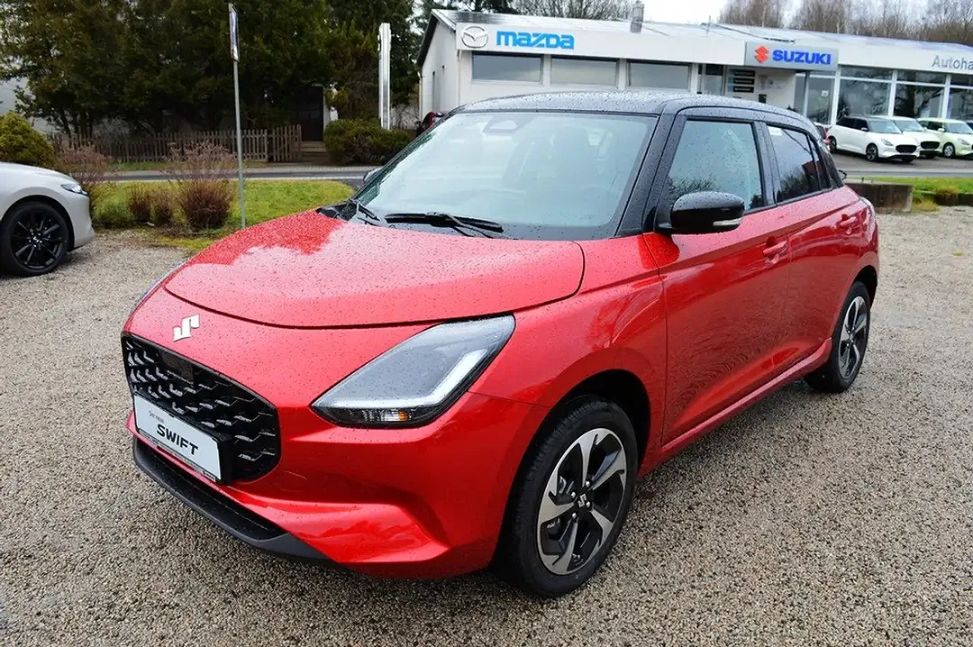 Suzuki Swift - Thumbnail 1