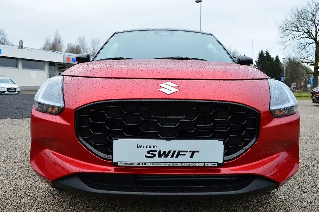 Suzuki Swift - Thumbnail 2