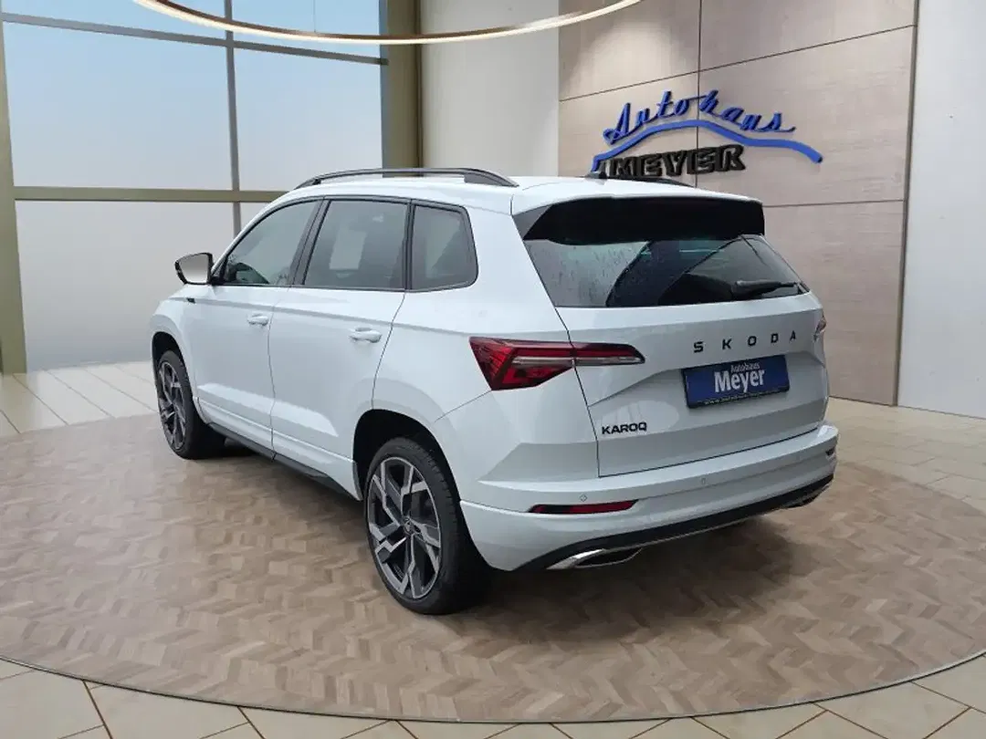 Skoda Karoq - Thumbnail 3