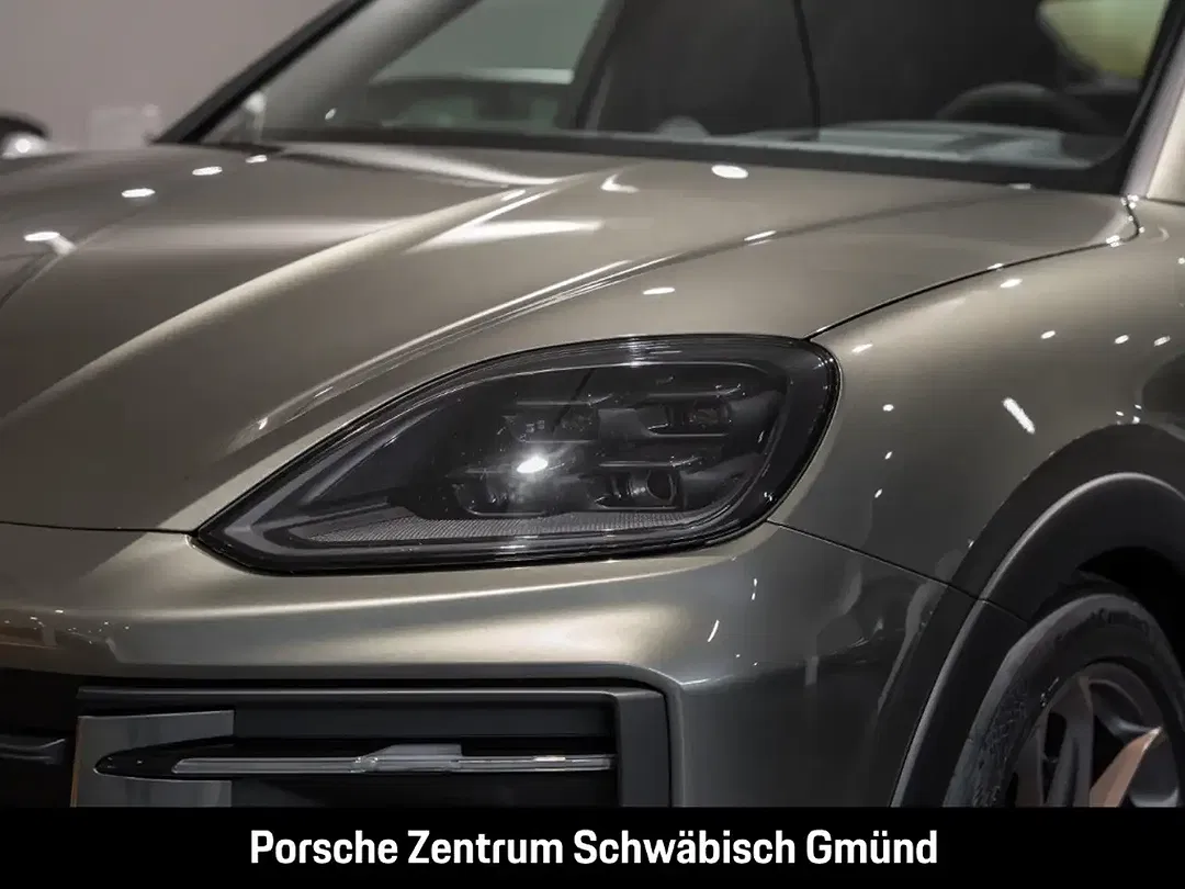 Porsche Cayenne - Thumbnail 15