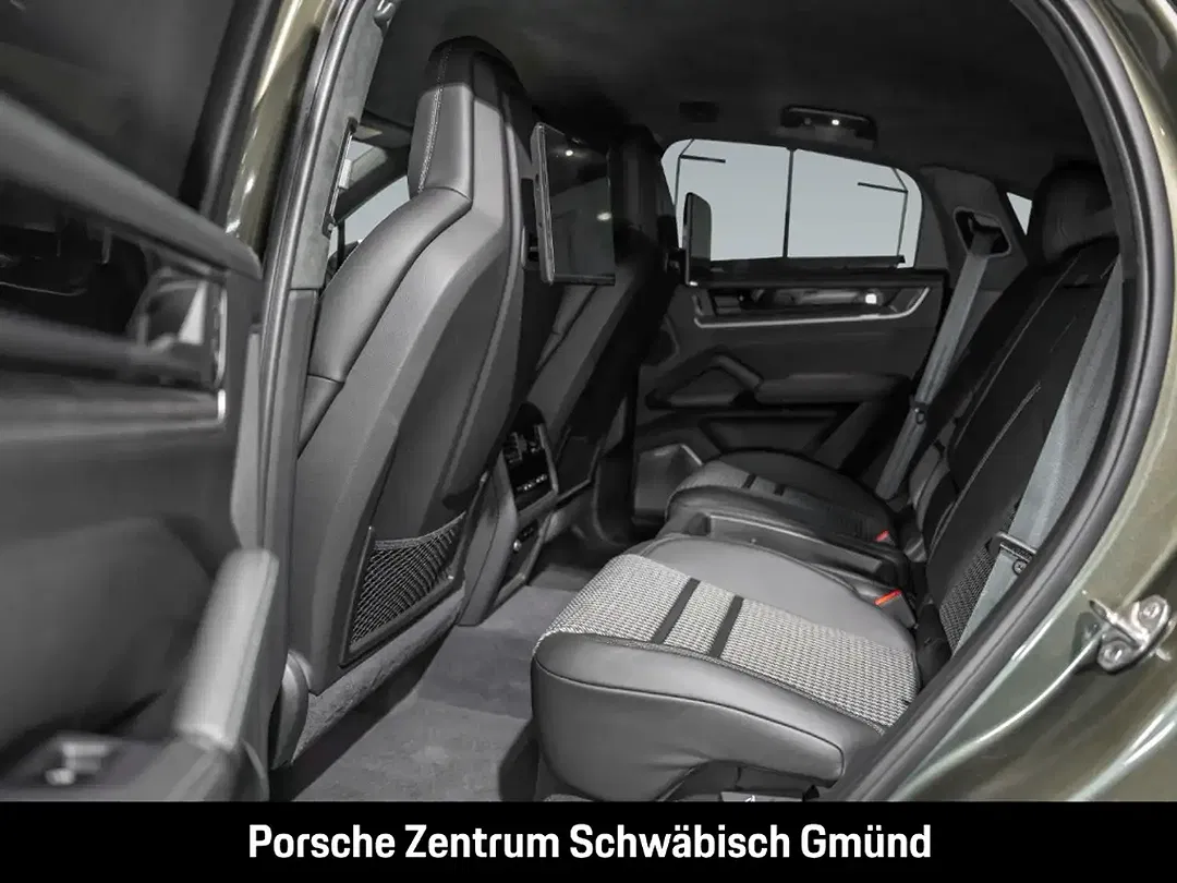 Porsche Cayenne - Thumbnail 7
