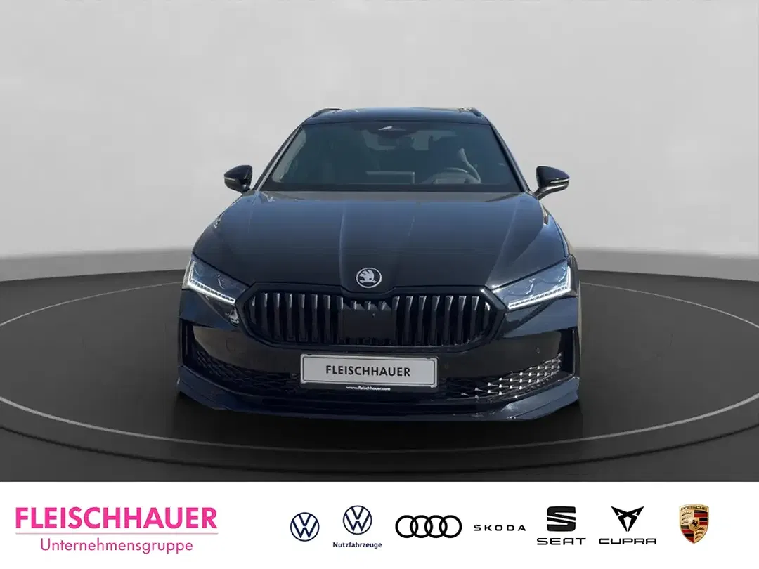 Skoda Superb - Thumbnail 2