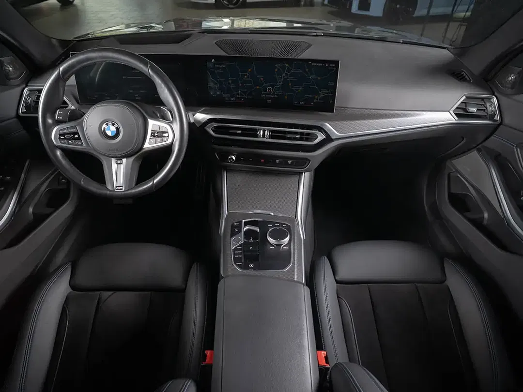 BMW M3 - Thumbnail 12