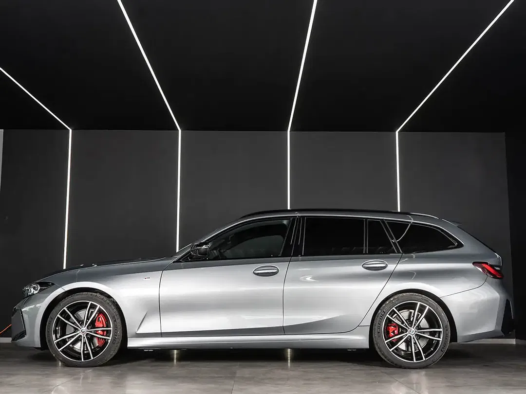 BMW M3 - Thumbnail 6
