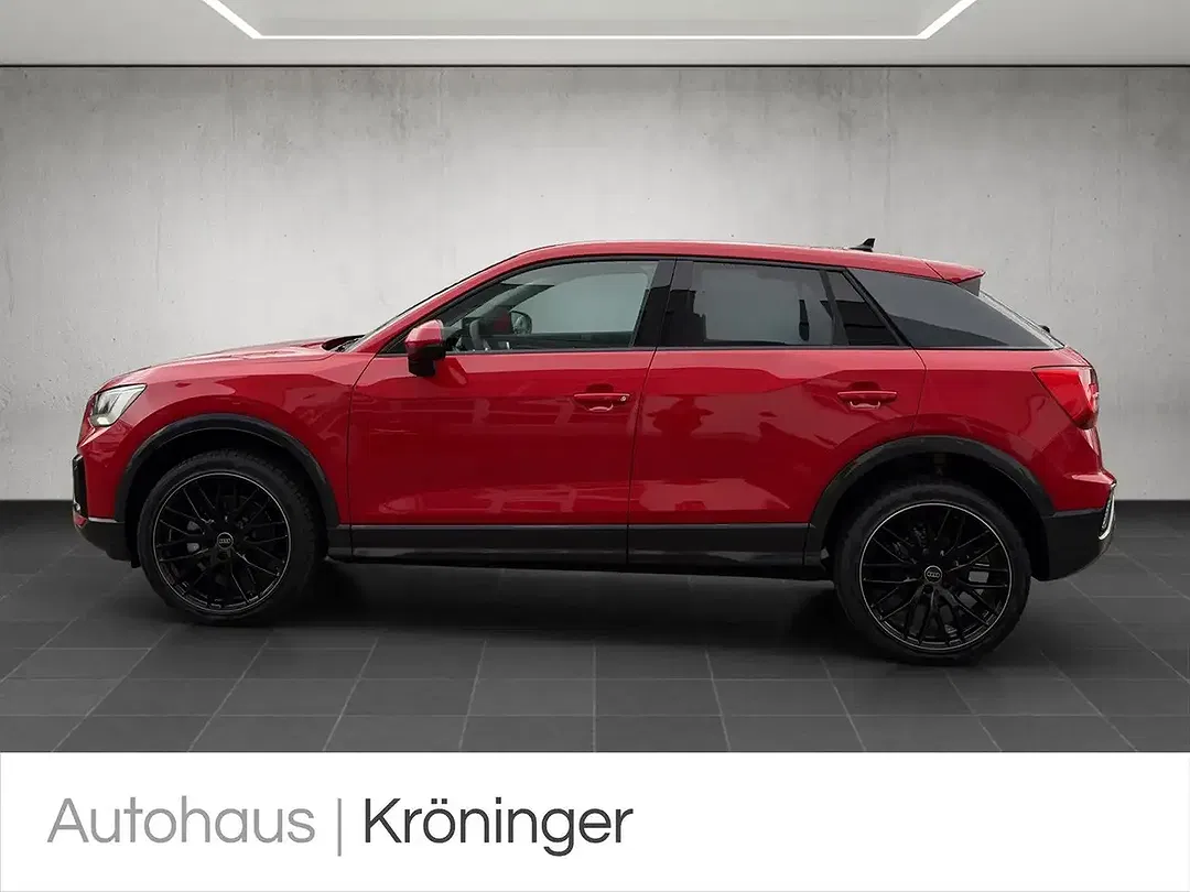 Audi Q2 - Thumbnail 3