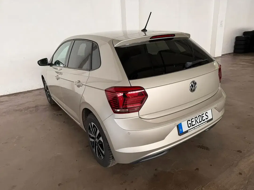 Volkswagen Polo - Thumbnail 6
