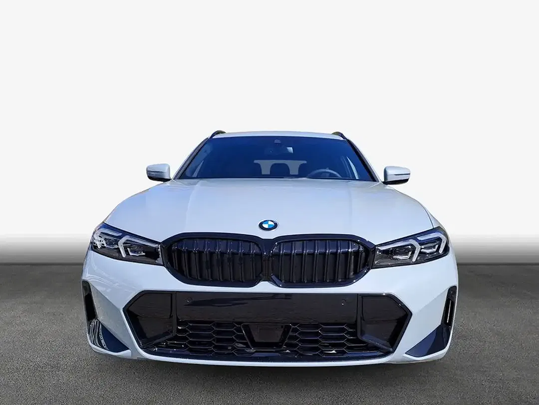 BMW 320 - Thumbnail 4