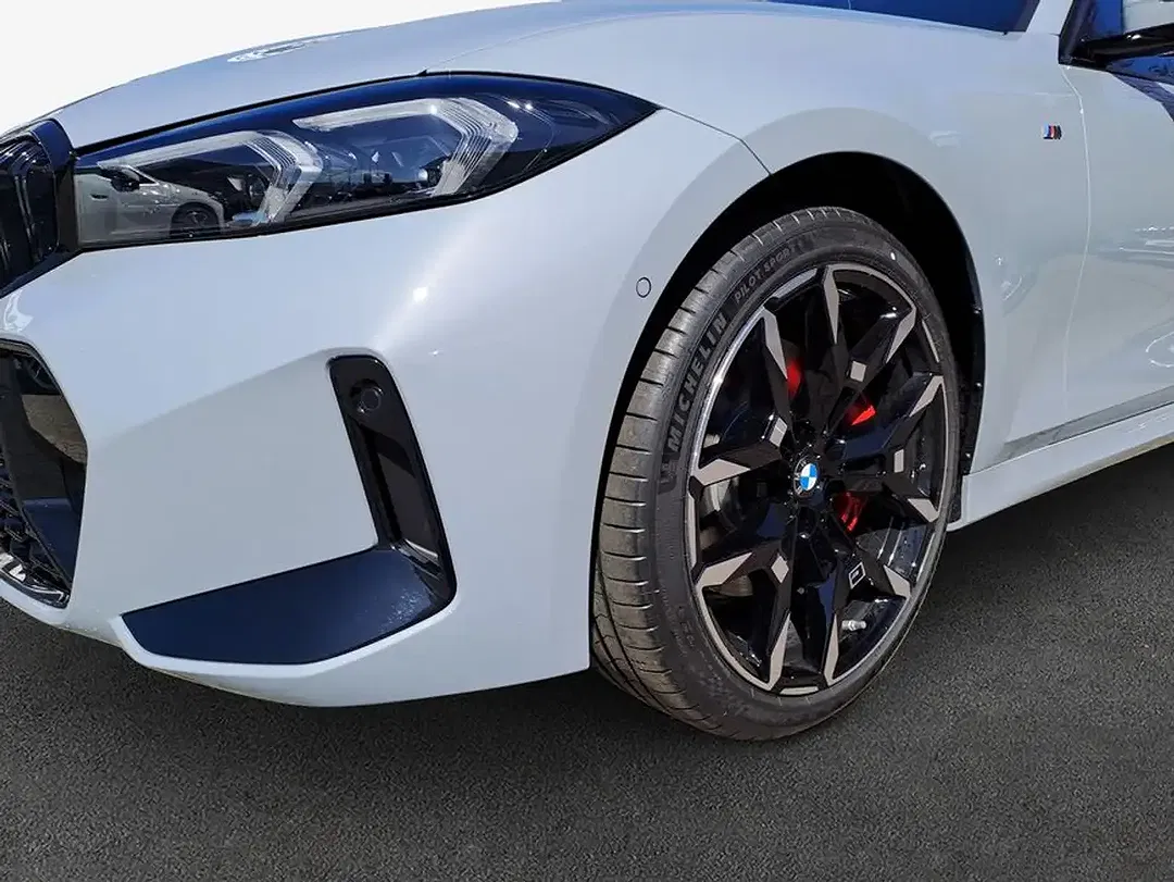 BMW 320 - Thumbnail 7