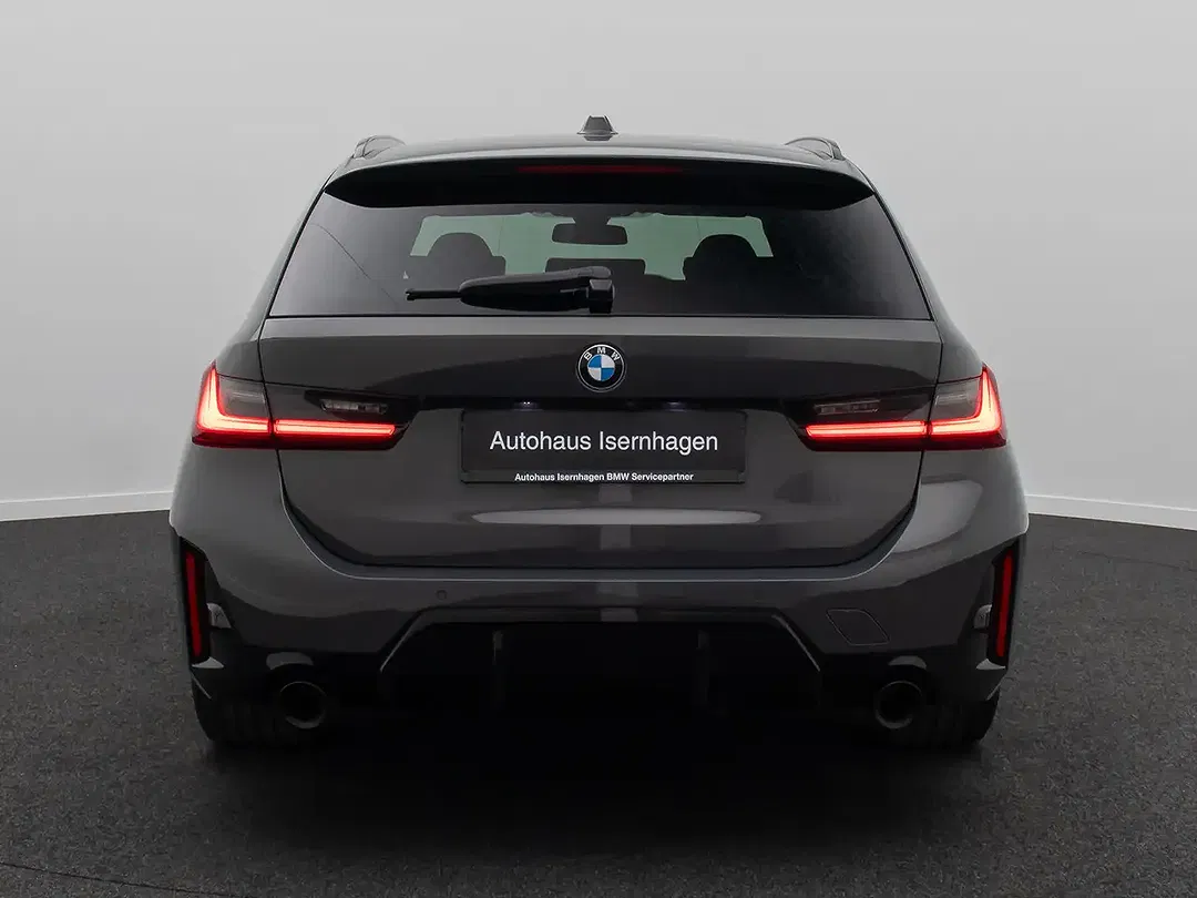 BMW 330 - Thumbnail 8