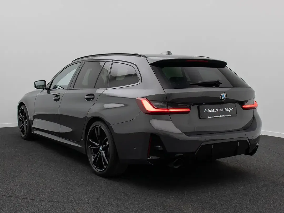 BMW 330 - Thumbnail 9