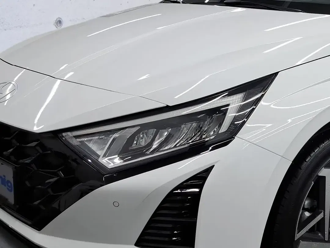 Hyundai i20 - Thumbnail 5