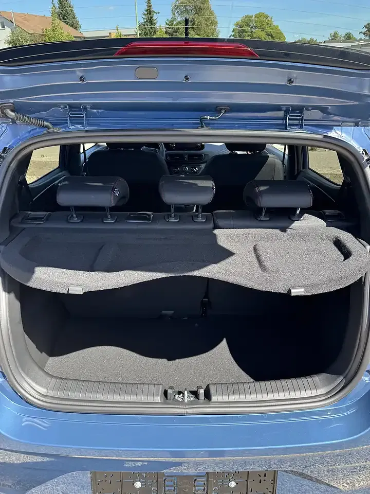 Hyundai i10 - Thumbnail 8