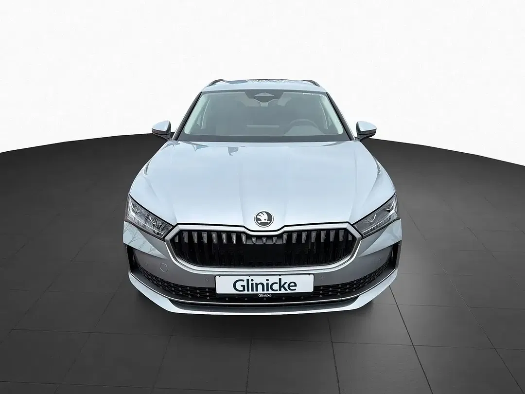 Skoda Superb - Thumbnail 3