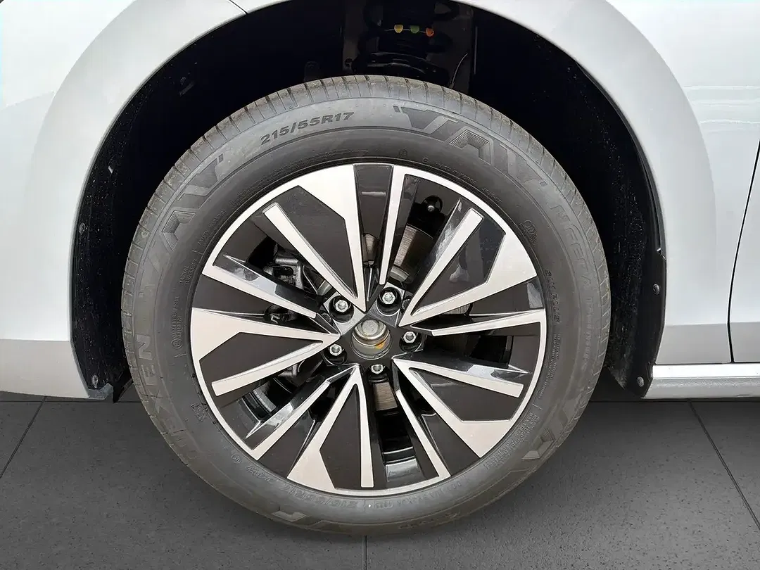Skoda Superb - Thumbnail 6