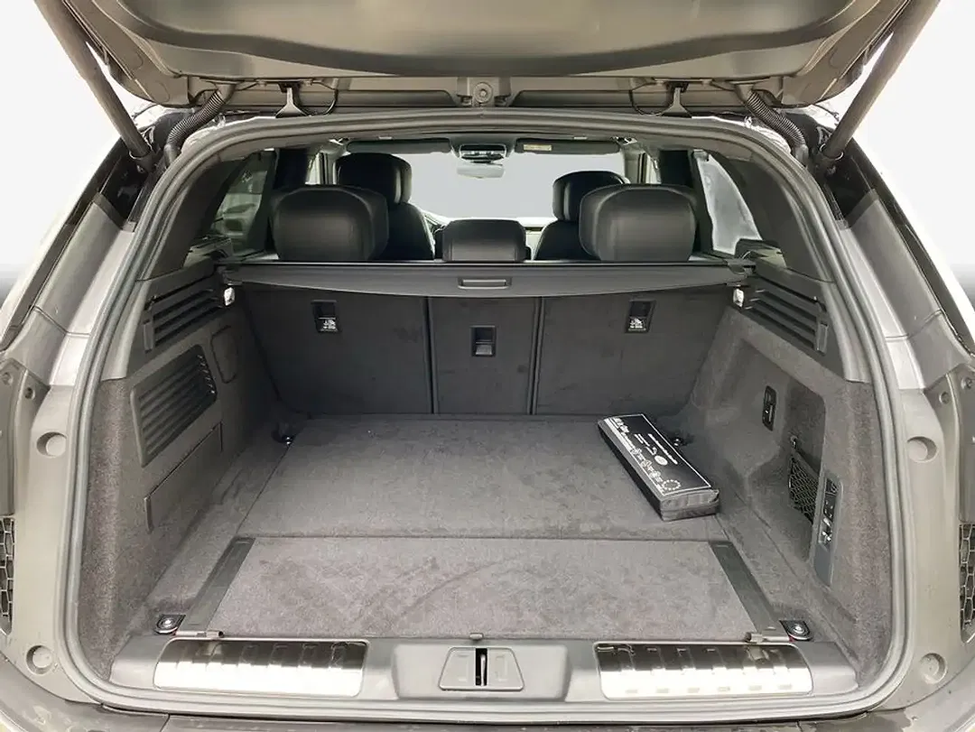 Land Rover Range Rover Sport - Thumbnail 11