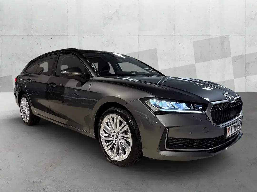 Skoda Superb - Thumbnail 1