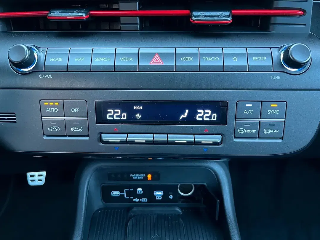 Hyundai KONA - Thumbnail 13