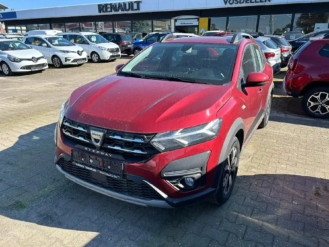 Dacia Sandero - Thumbnail 1