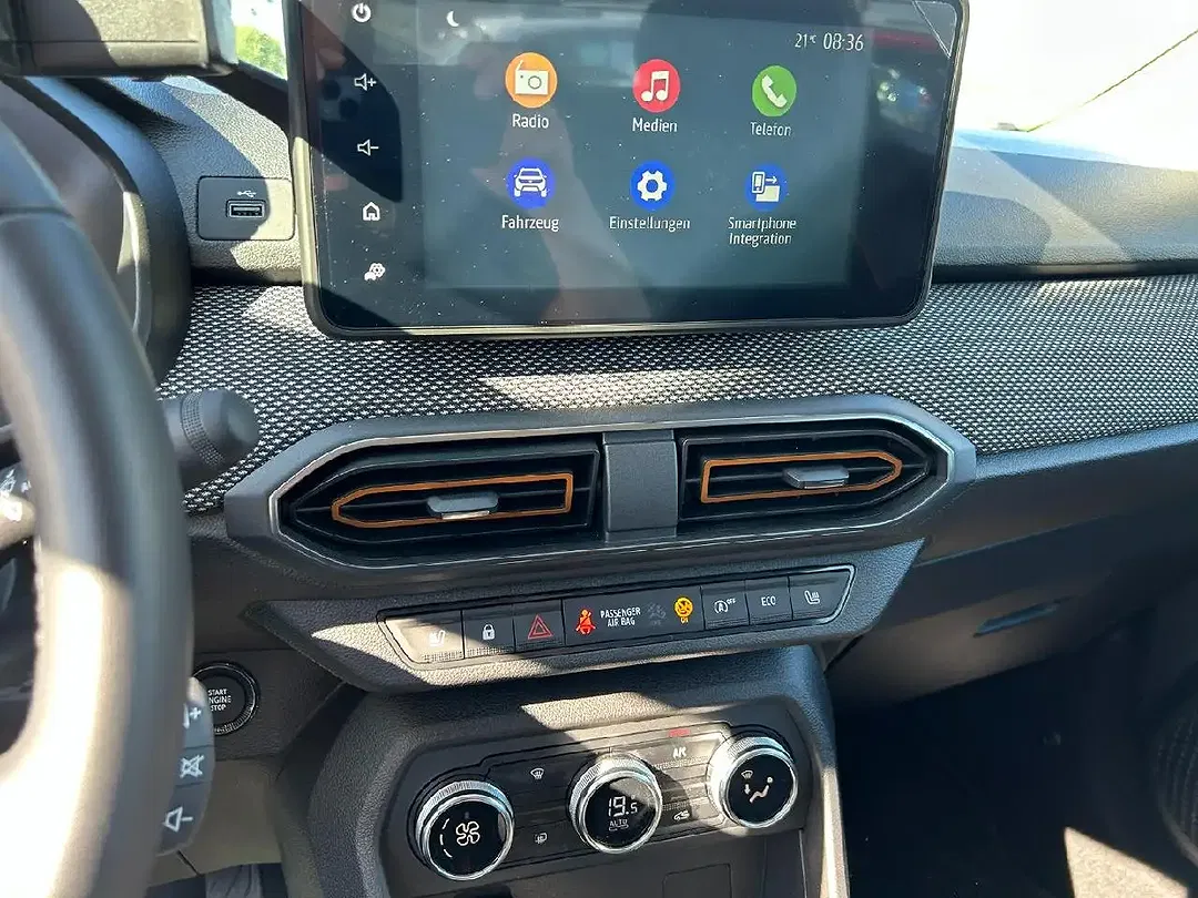 Dacia Sandero - Thumbnail 10