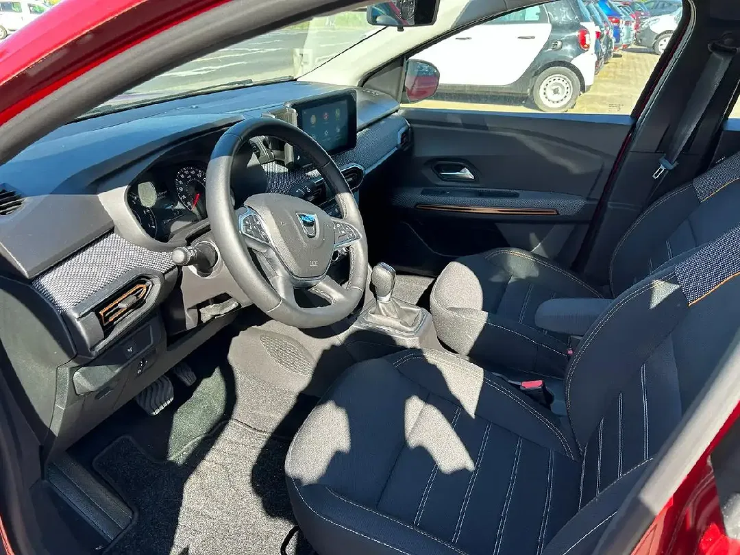 Dacia Sandero - Thumbnail 9