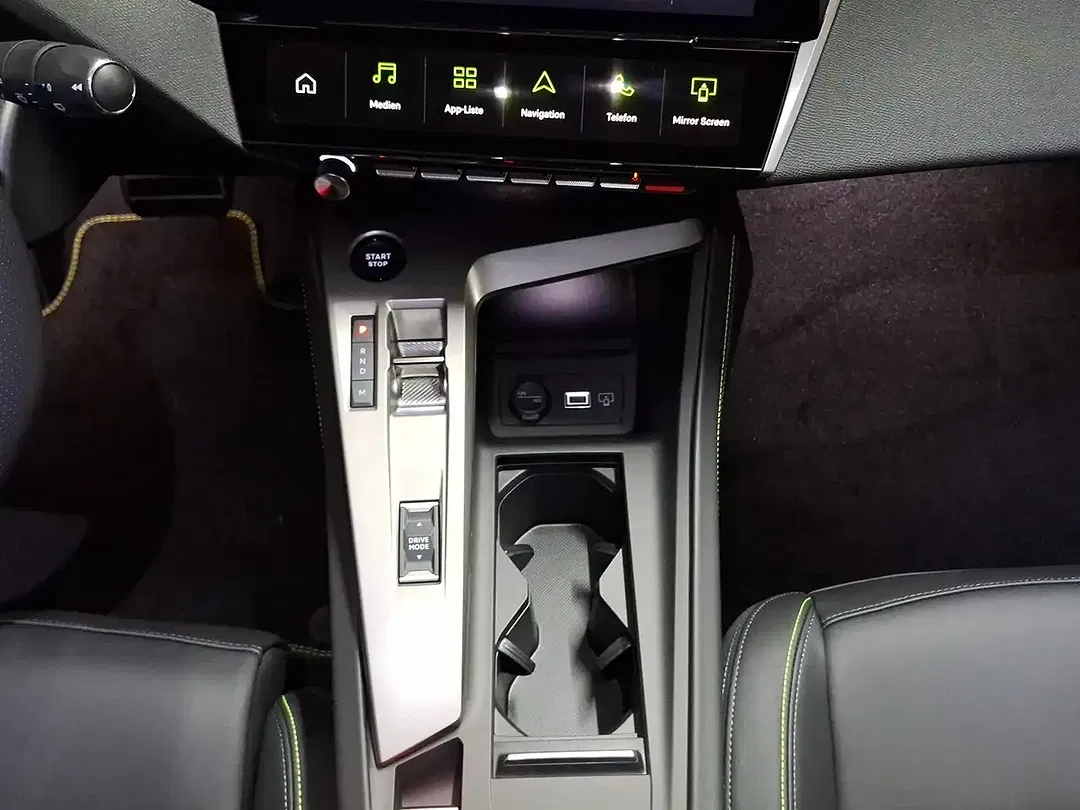 Peugeot 308 - Thumbnail 14
