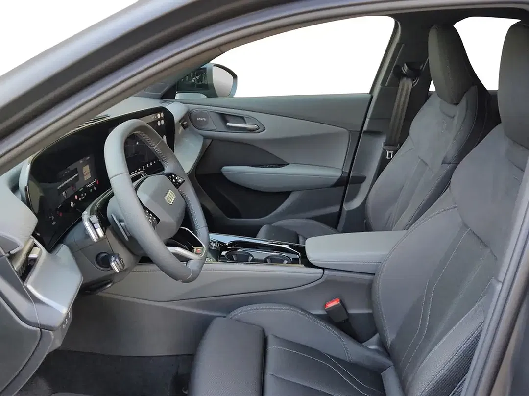 Audi Q3 - Thumbnail 9