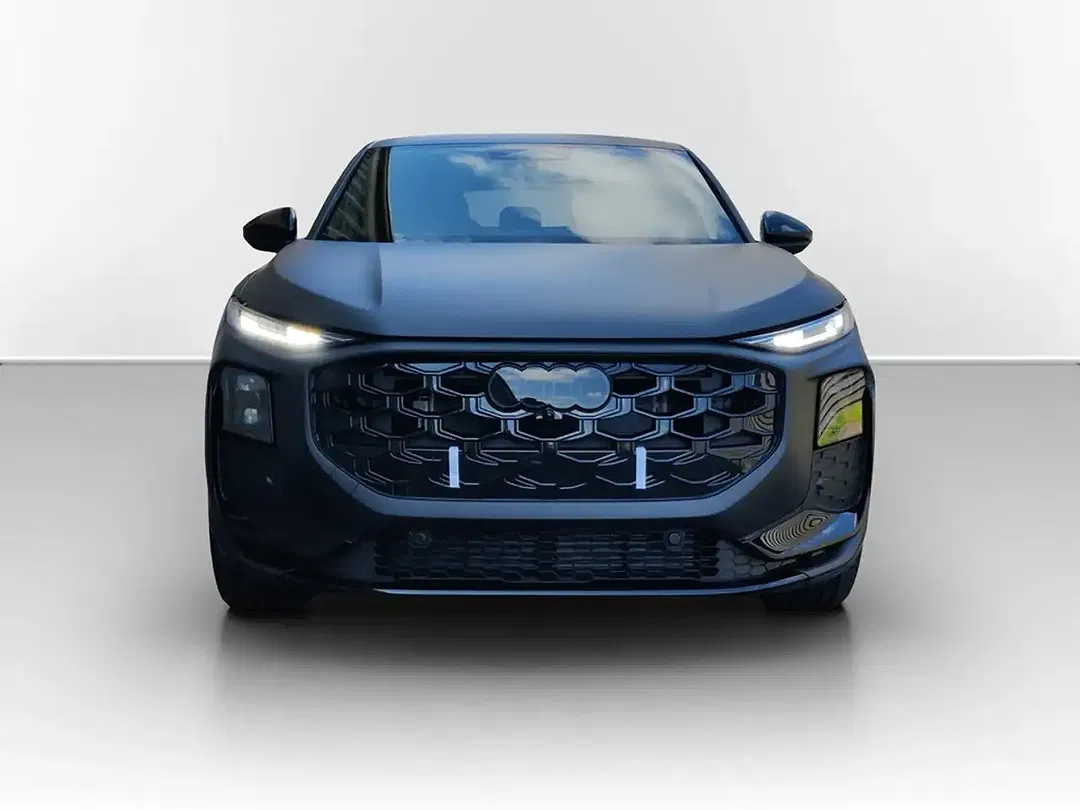 Audi Q3 - Thumbnail 2