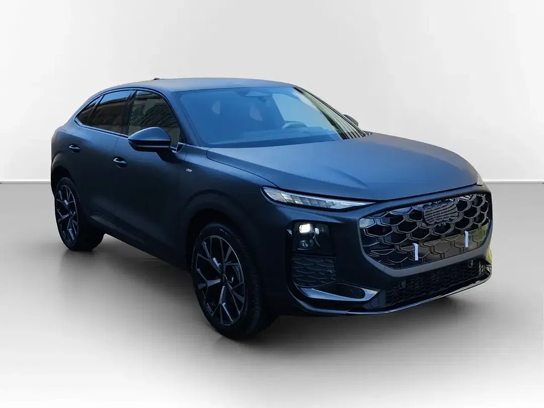 Audi Q3 - Thumbnail 3