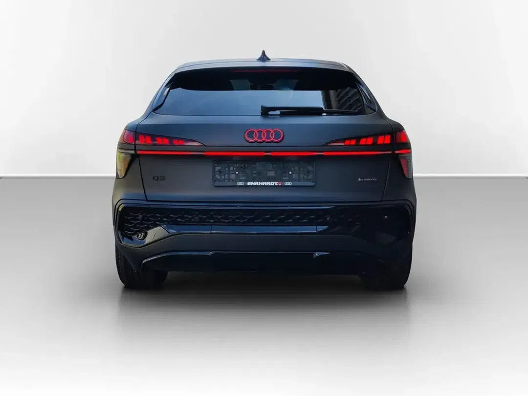 Audi Q3 - Thumbnail 5