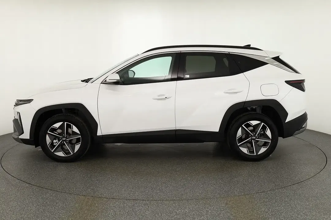 Hyundai TUCSON - Thumbnail 1