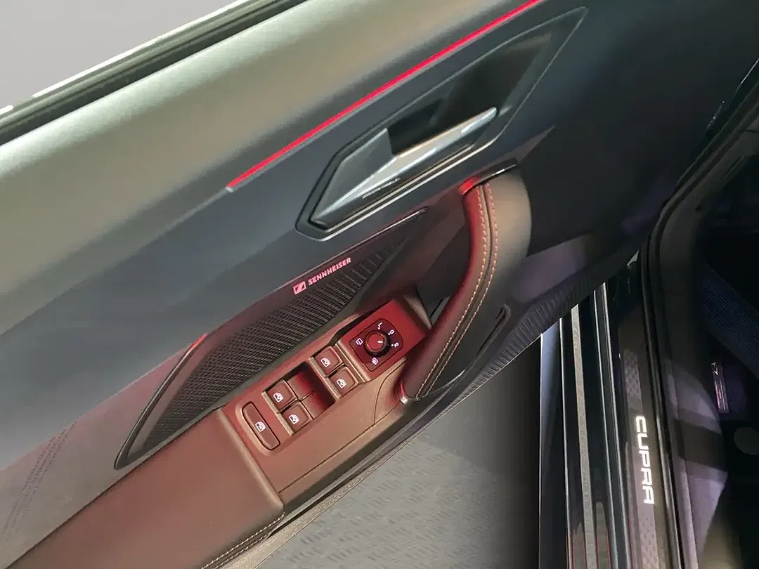 CUPRA Leon - Thumbnail 10