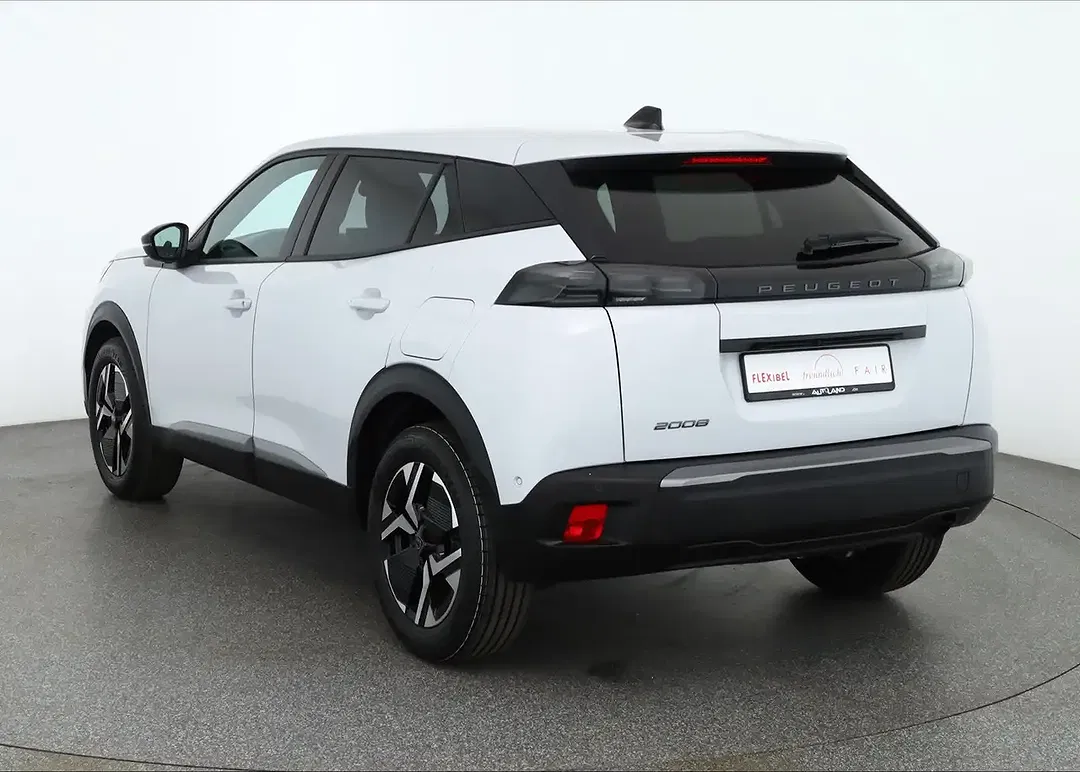 Peugeot 2008 - Thumbnail 2