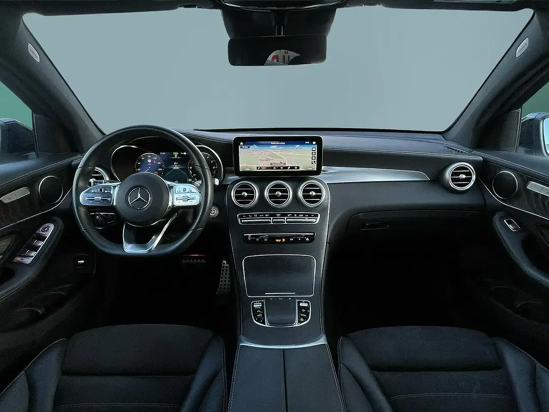 Mercedes-Benz GLC 300 - Thumbnail 10