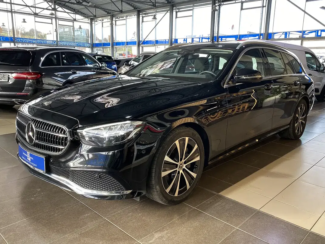 Mercedes-Benz E 300