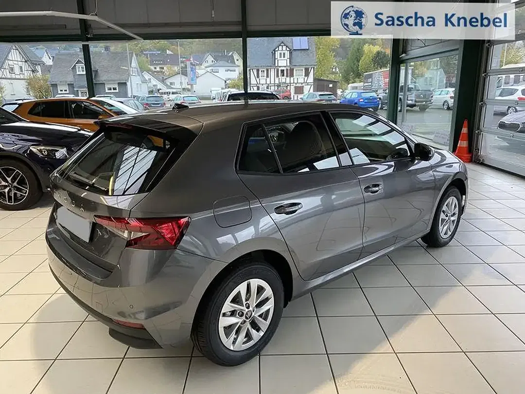 Skoda Fabia - Thumbnail 4
