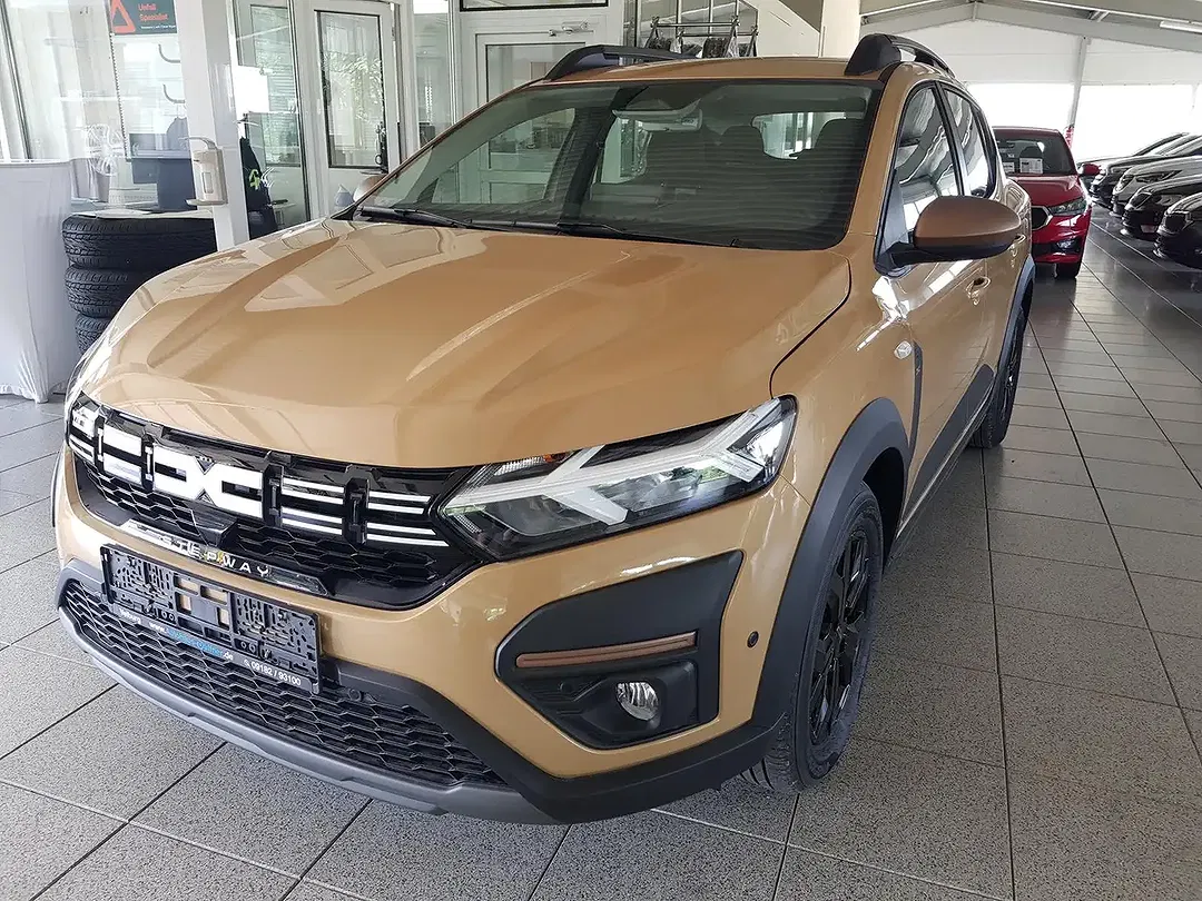 Dacia Sandero - Thumbnail 3