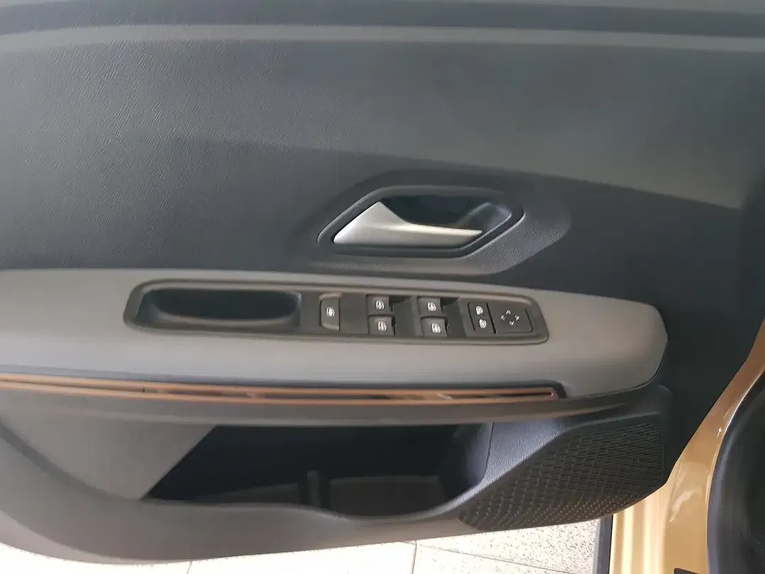 Dacia Sandero - Thumbnail 5