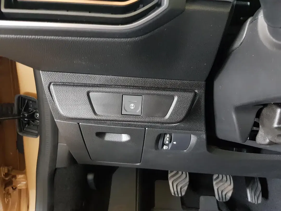 Dacia Sandero - Thumbnail 6