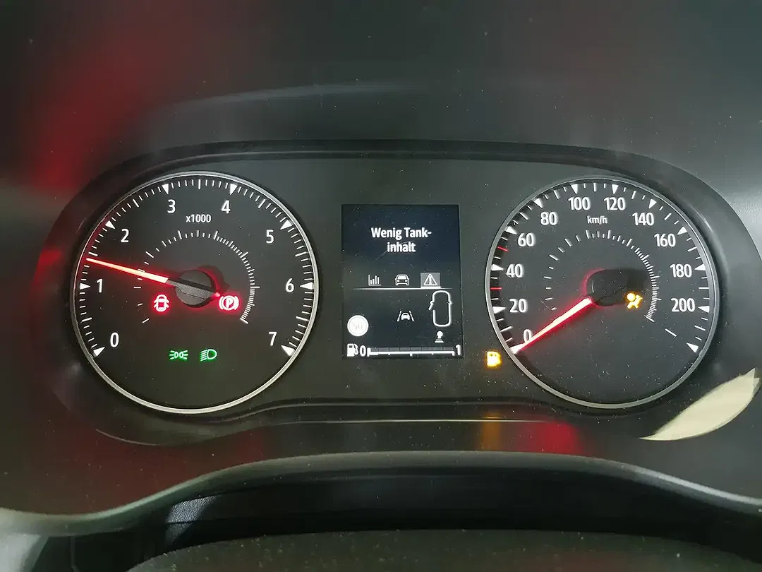 Dacia Sandero - Thumbnail 7