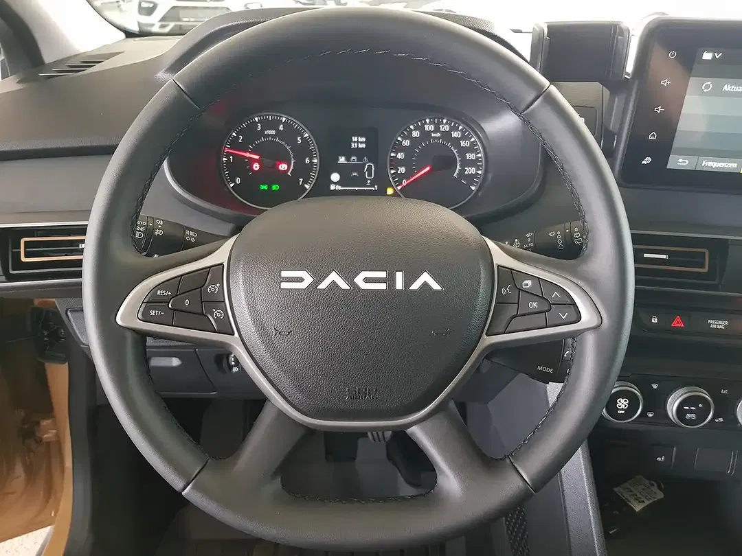 Dacia Sandero - Thumbnail 8