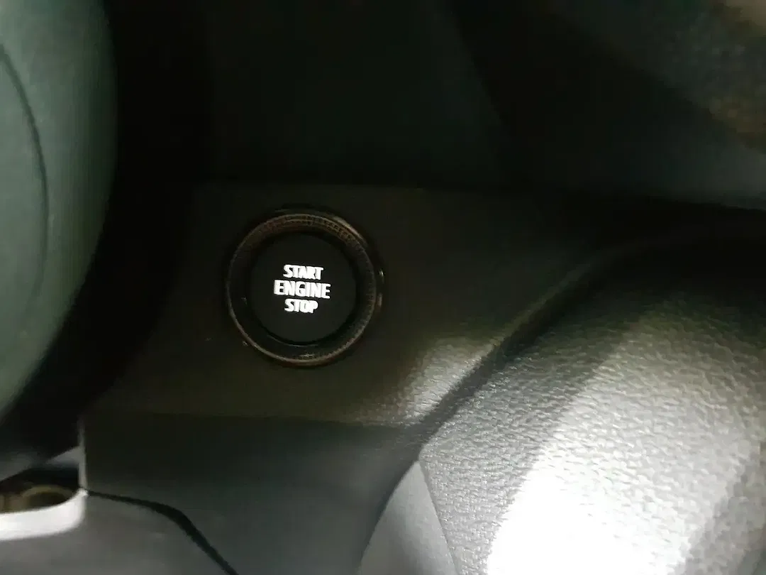 Dacia Sandero - Thumbnail 9