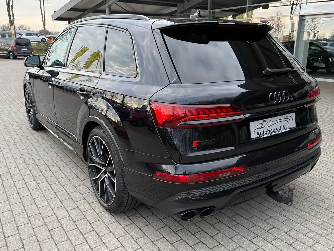Audi SQ7 - Thumbnail 2