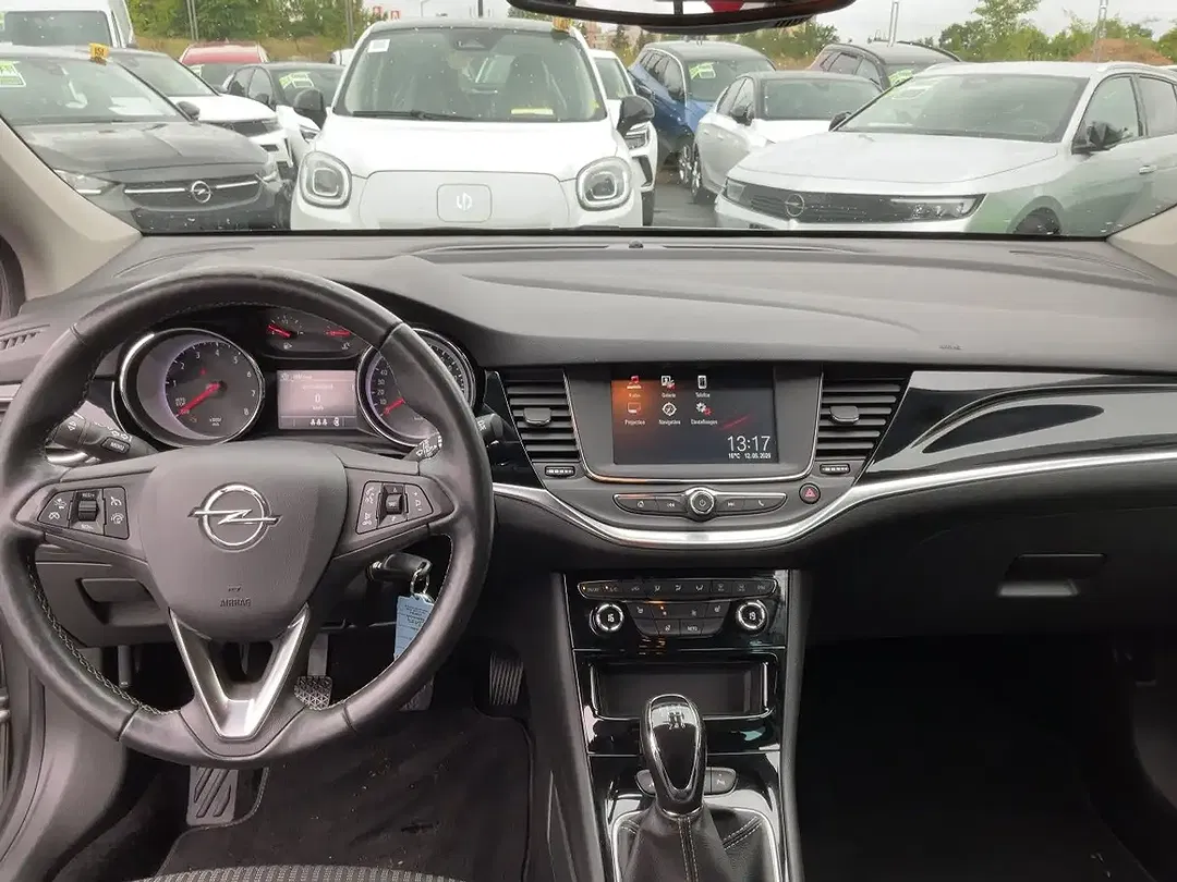 Opel Astra - Thumbnail 10