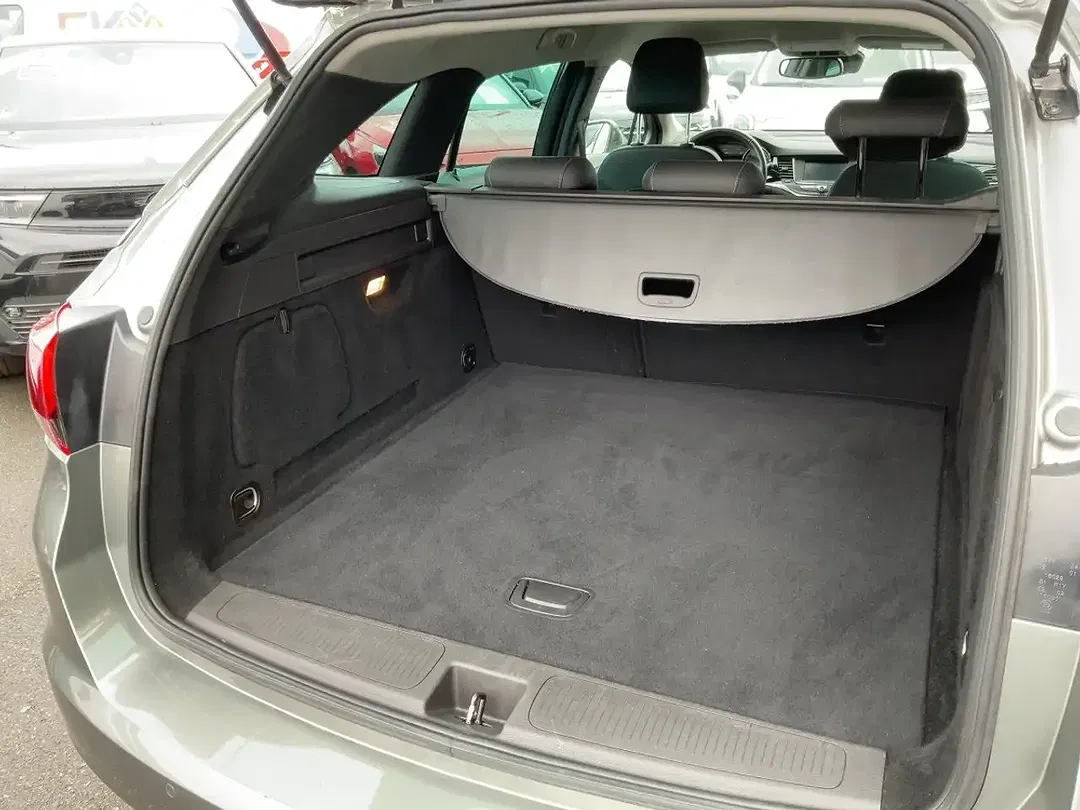 Opel Astra - Thumbnail 7
