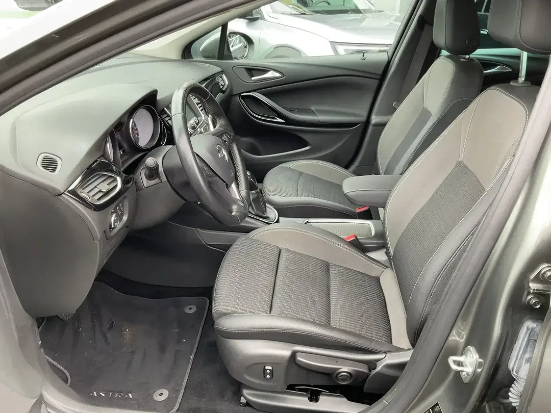 Opel Astra - Thumbnail 8