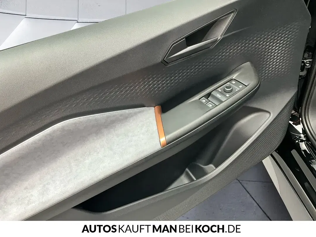 CUPRA Born - Thumbnail 13